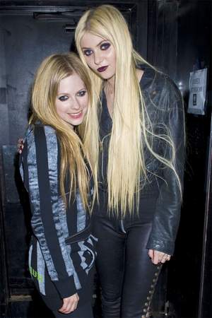 Avril Lavigne - Innocence (любимая грустная музыка, без слов)