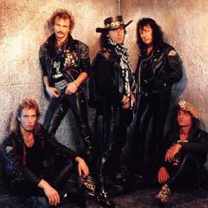 Scorpions - WInd Of Change(это же классика рока)